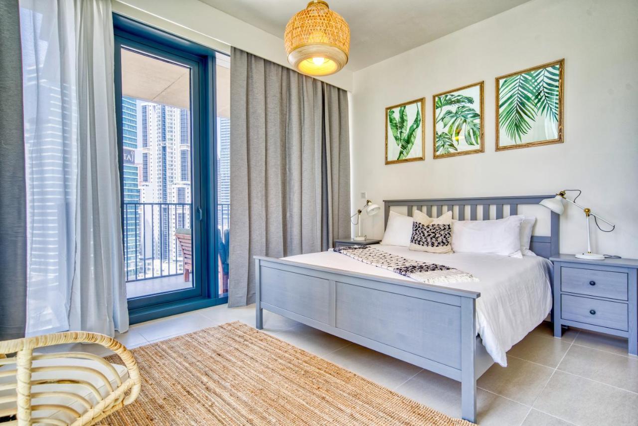 Incredible Views From This Classy Apt With Terrace Dubai Exterior foto